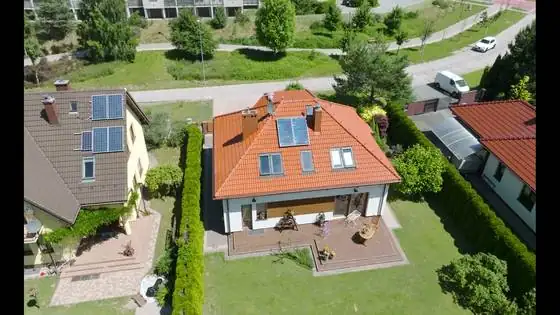 Dach od strony ogrodu po myciu i impregnacji – Słupsk, CleanTECH Dach od strony ogrodu po myciu i impregnacji – Słupsk, CleanTECH