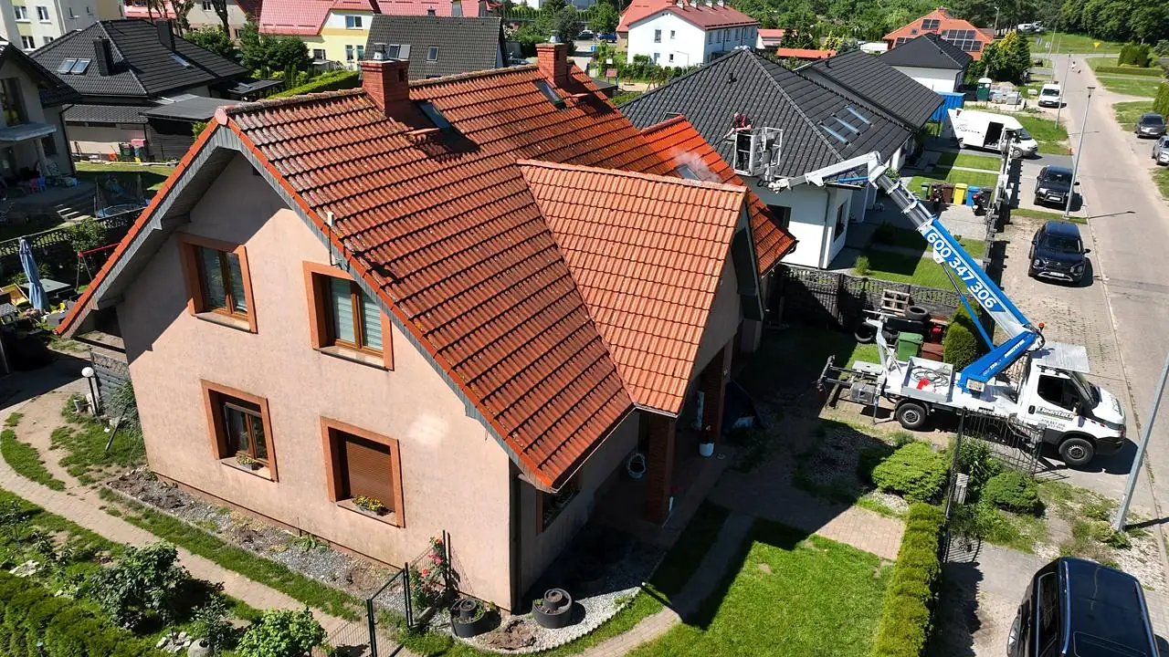 Dom od strony frontu: przed pracami – Słupsk i okolice, CleanTECH Dom od strony frontu: przed pracami – Słupsk i okolice, CleanTECH